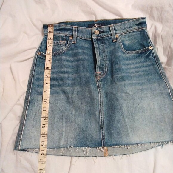 7 For All Mankind distressed denim mini skirt sz 25 - Picture 9 of 10